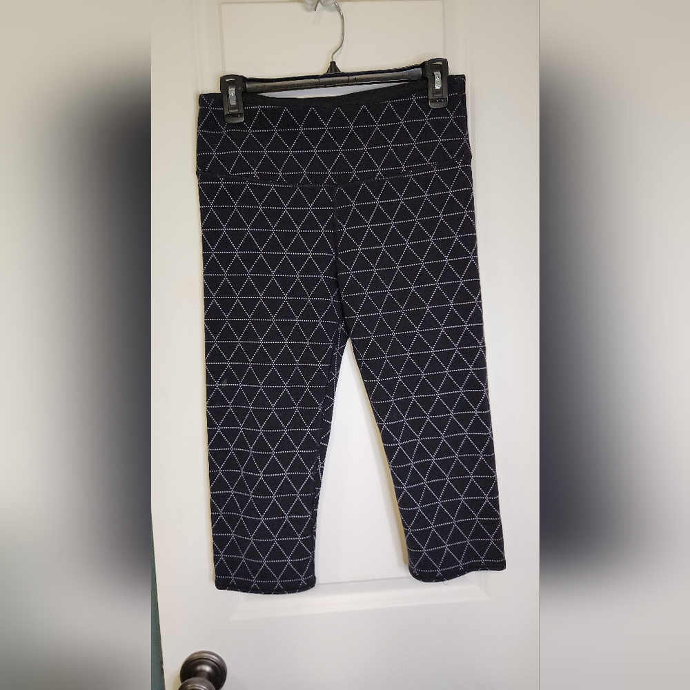 Victorias Secret Vsx Geometric Capri Leggings